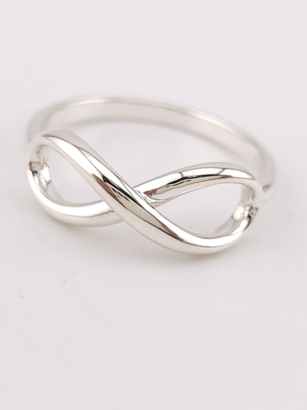 Tiffany & Co. Sterling Silver Figure 8 Signature Infinity Band Ring Size 8 - Picture 7 of 7